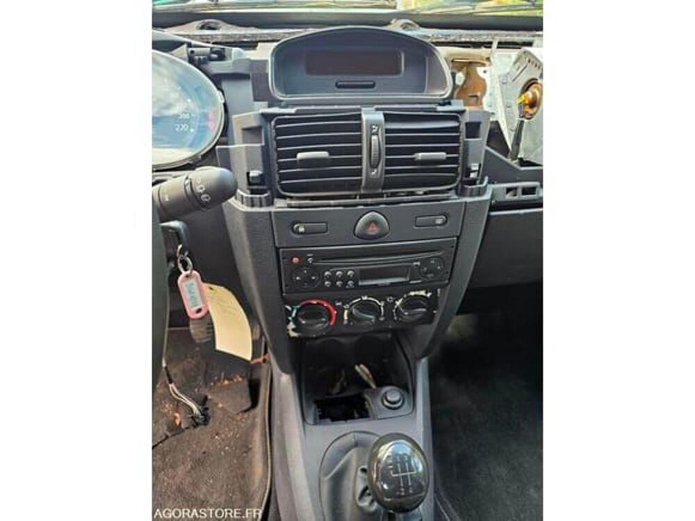 Clio VF1BBR7CF34883678 occasion 93100 Chartres