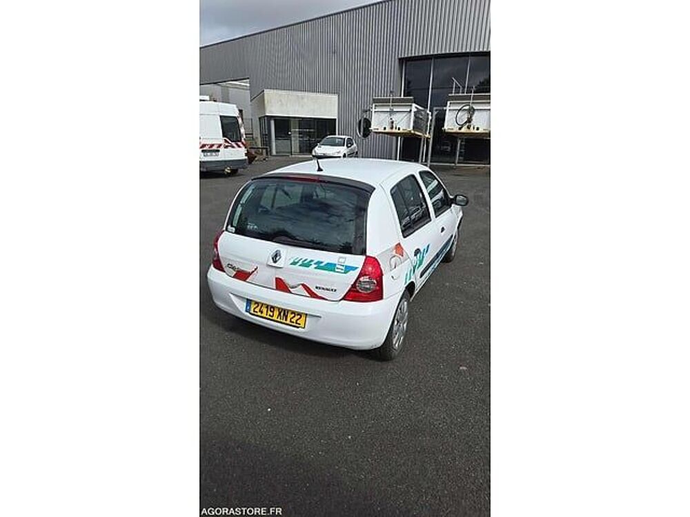 Clio VF1BB1KEF36899416 occasion 93100 Lamballe-Armor