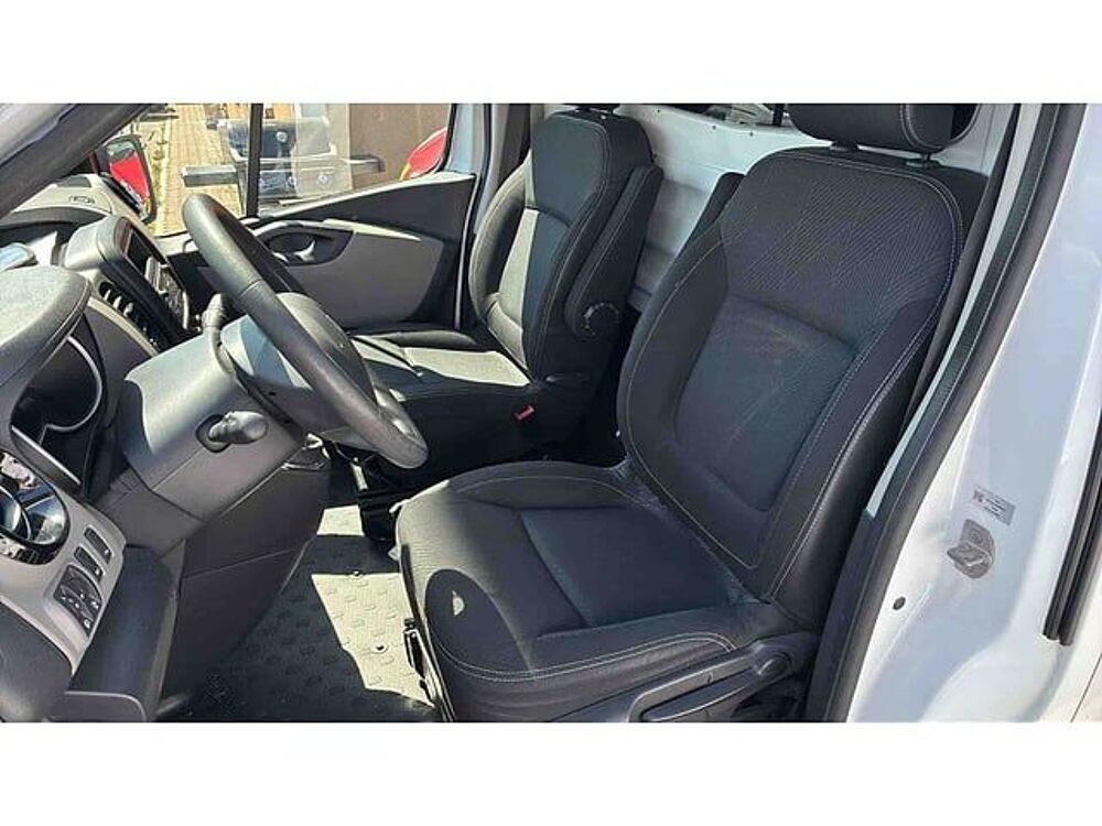 Trafic VF12FL10355740839 occasion 93100 La Roche-De-Glun