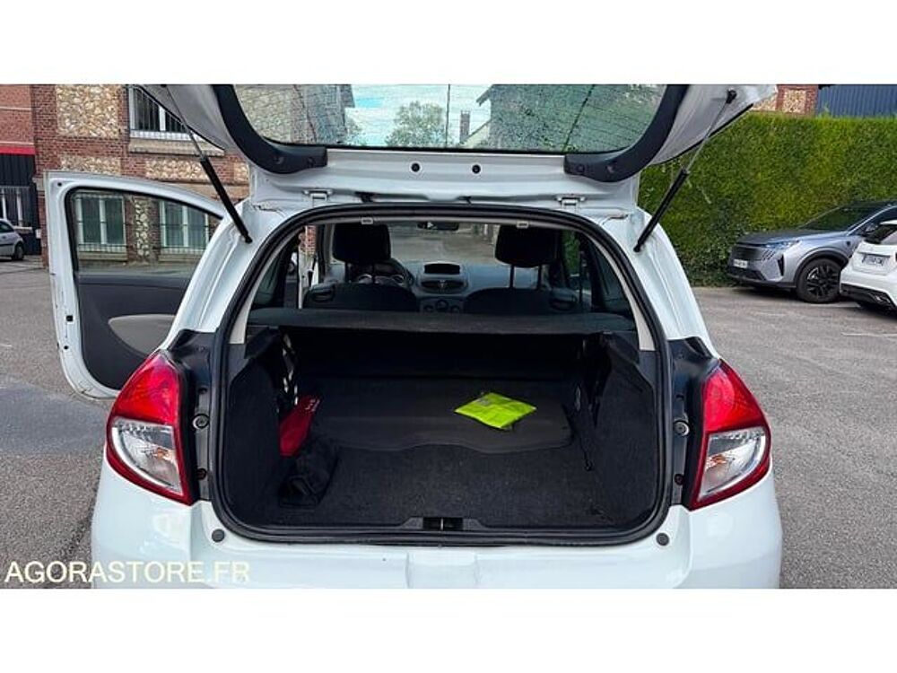 Clio VF1CR2V0H45391158 occasion 93100 Maromme