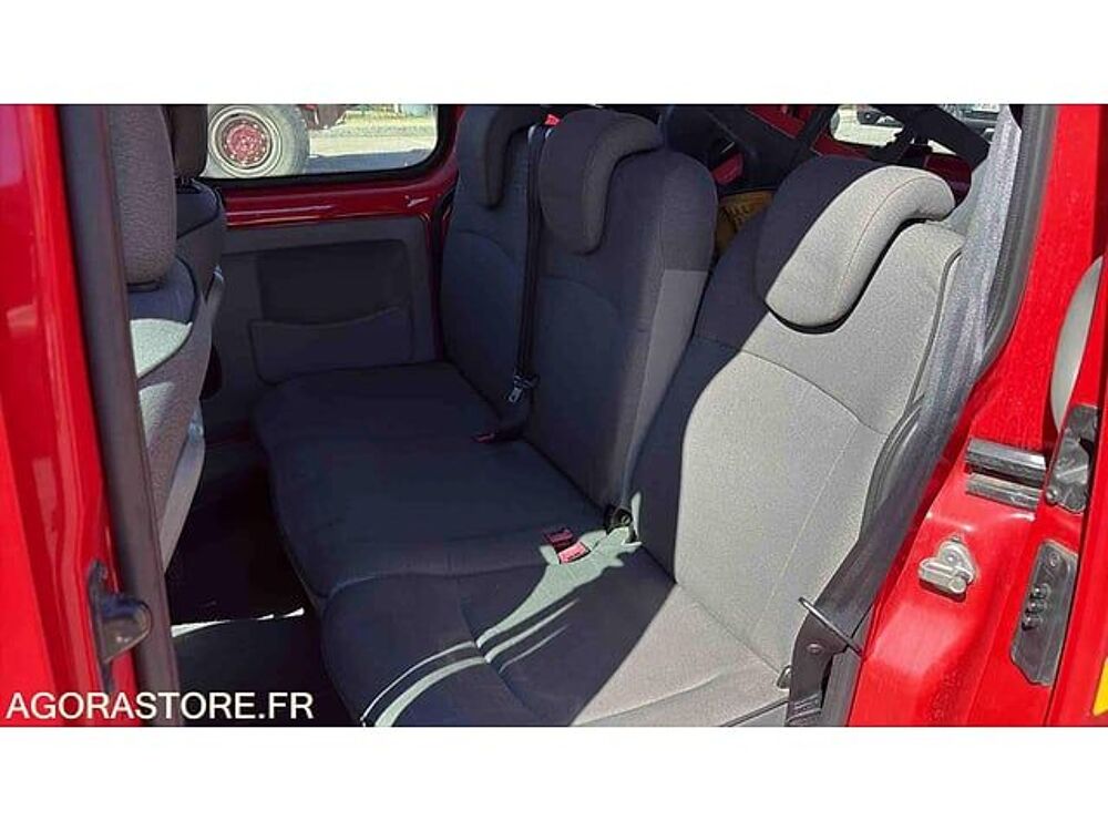Kangoo VF1KCTEEF37924162 occasion 93100 Bourg-En-Bresse