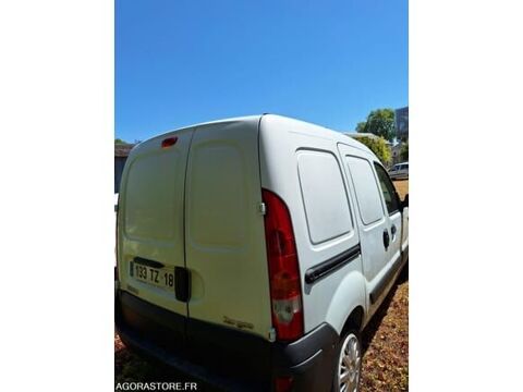Annonce voiture Renault Kangoo 1400 €