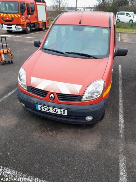 Renault Kangoo VF1KCTEEF35875496 2006 occasion Varennes-Vauzelles 93100