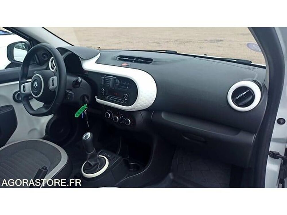 Twingo VF1AHB40D58337208 occasion 93100 Auxerre