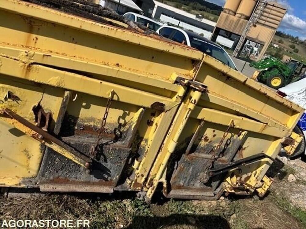 Pieces d&eacute;tach&eacute;es et accessoires Engins BTP  occasion 93100 Belmont Tramonet