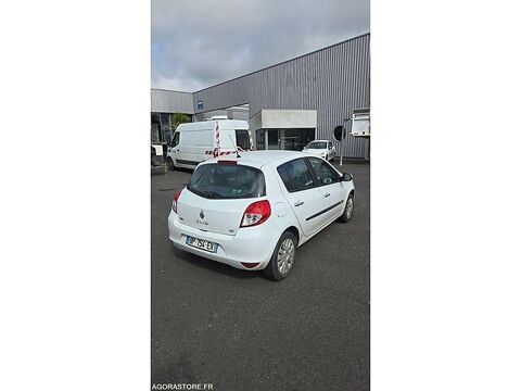 Clio VF1BR2V0H45423372 occasion 93100 Lamballe-Armor