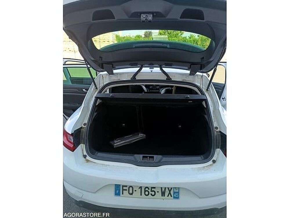 M&eacute;gane VF1RFB00064828406 occasion 93100 Amilly