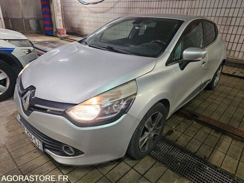 Renault Clio VF15RAA0H50929194 2014 occasion Saint-Denis 93100