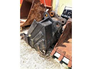 Pieces d&eacute;tach&eacute;es et accessoires Engins BTP  occasion 93100 Larami&egrave;re