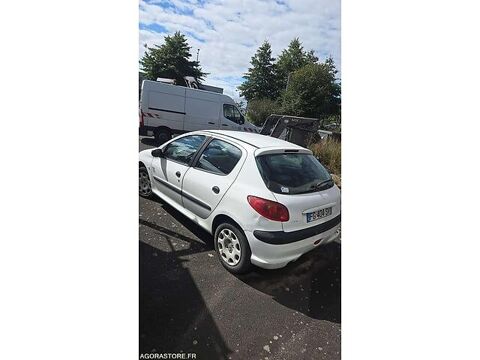 206 VF32AHFXF44052822 occasion 93100 Lamballe-Armor