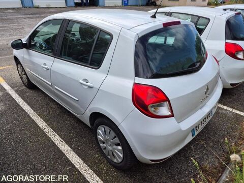 Clio Immat : AT-739-VB 2010 occasion 93100 Hy&egrave;res