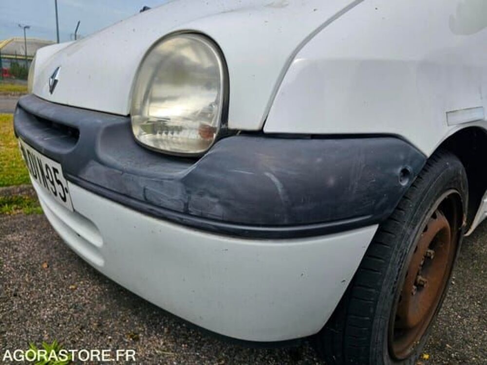 Twingo VF1S068AE32784641 occasion 93100 Tremblay-En-France