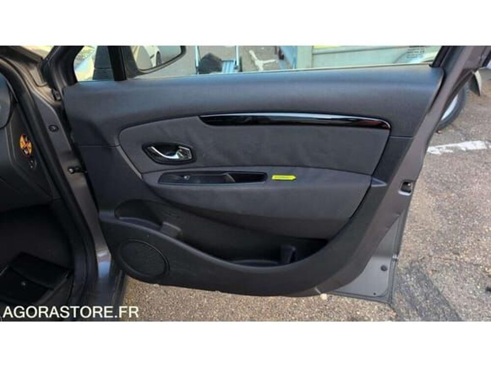 M&eacute;gane VF1JZ1GB246757255 occasion 93100 Strasbourg