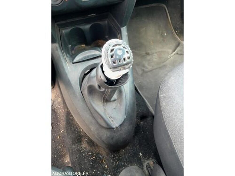 Clio VF1BBR7CF32738331 occasion 93100 Draguignan