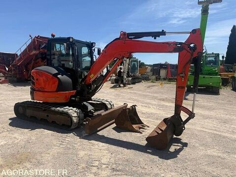 Tracto Pelle 2017 occasion 93100 Le Cr&egrave;s