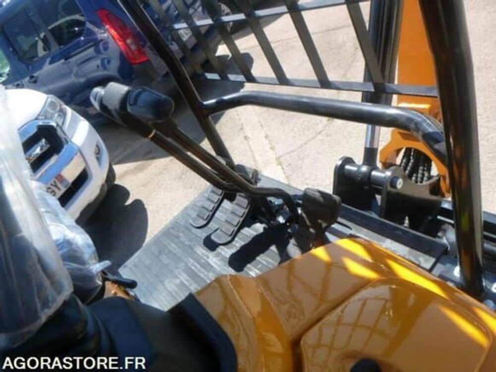 Tracto Pelle 2026 occasion 93100 Le Soler