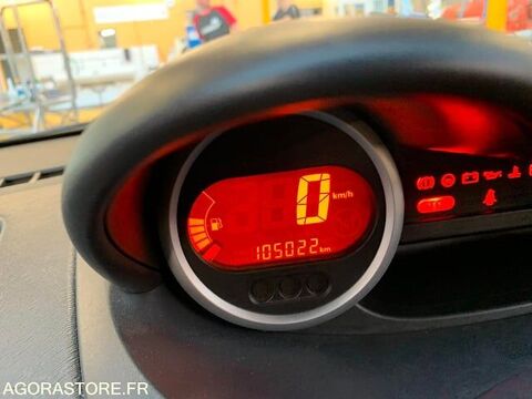 Twingo VF1CNJ10548417195 occasion 93100 Montreuil