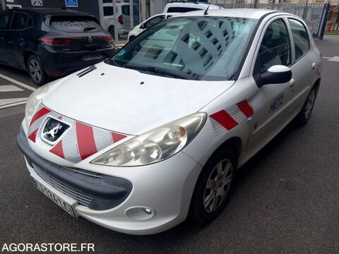 Peugeot 206 VF32MKFT0CY046565 2012 occasion Metz 93100