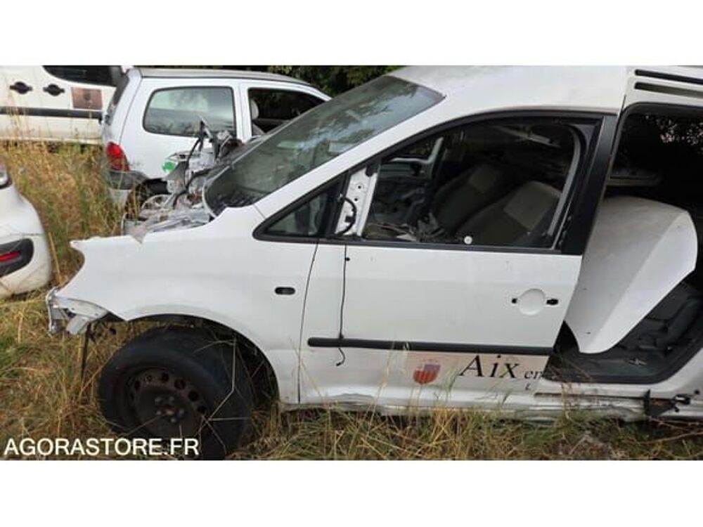 Caddy WV2ZZZ2KZDX052408 occasion 93100 Aix-En-Provence
