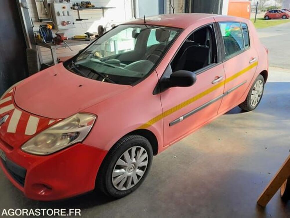 Clio VF1BR2H0H45107707 occasion 93100 Varennes-Vauzelles