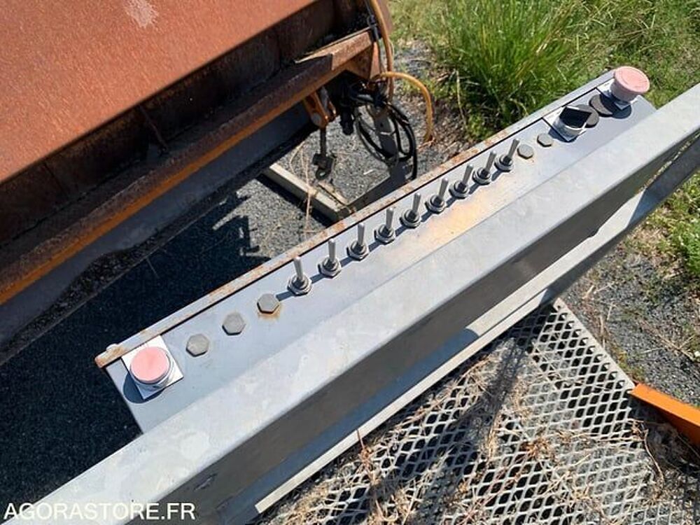 Autres Equipements 1999 occasion 93100 Agen