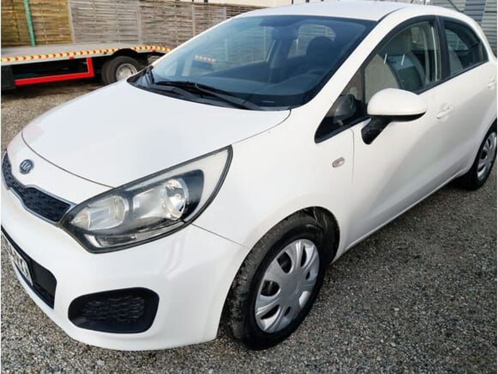 Rio KNADN515AC6749120 occasion 93100 Malissard