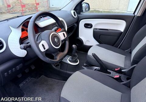 Twingo VF1AH000561738729 2018 occasion 93100 Montreuil