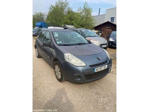 Clio VF1BR270E43063280 occasion 93100 Saran