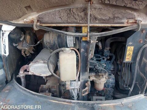 Tracto Pelle 2013 occasion 93100 Aix-En-Provence