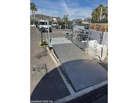   occasion 93100 Cannes