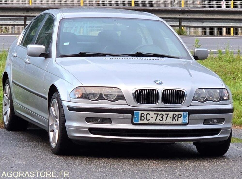 S&eacute;rie 3 WBAAL91010JS31656 2001 occasion 93100 Grignon
