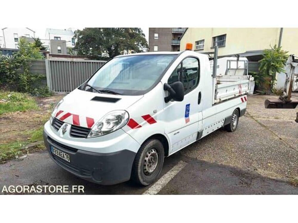 Trafic VF1ELBHB68Y255944 occasion 93100 Rouen