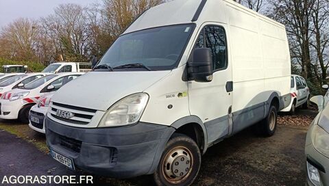 Iveco Daily ZCFC358400D388698 2008 occasion Poitiers 93100