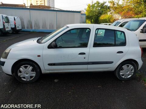 Renault Clio VF1BB0FCF26042648 2002 occasion Rez&eacute; 93100