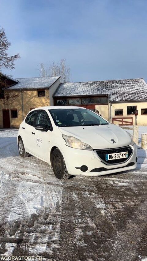 208 VF3CC9HP0FT012504 2015 occasion 93100 Rosi&egrave;res-Aux-Salines