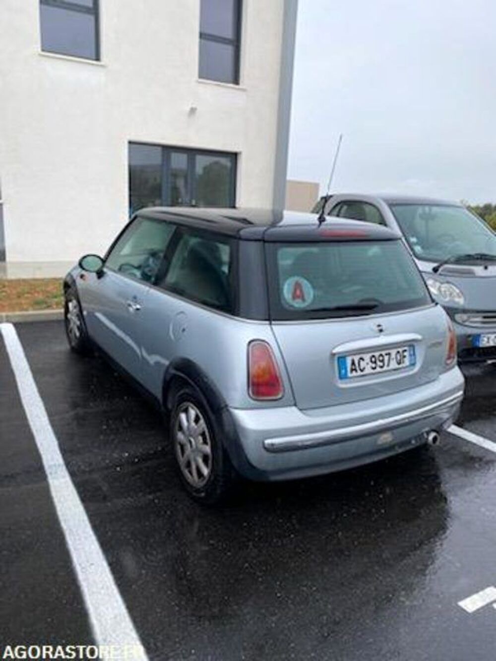 Cooper WMWRC31050TB45919 2002 occasion 93100 Signes