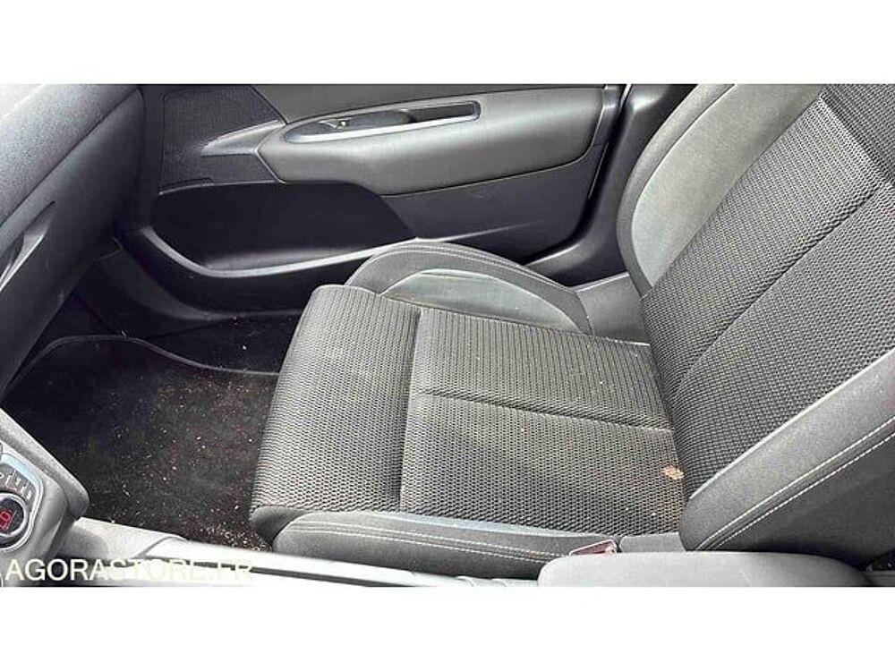 C4 VF7NC9HD8FY523308 occasion 93100 La Roche-De-Glun