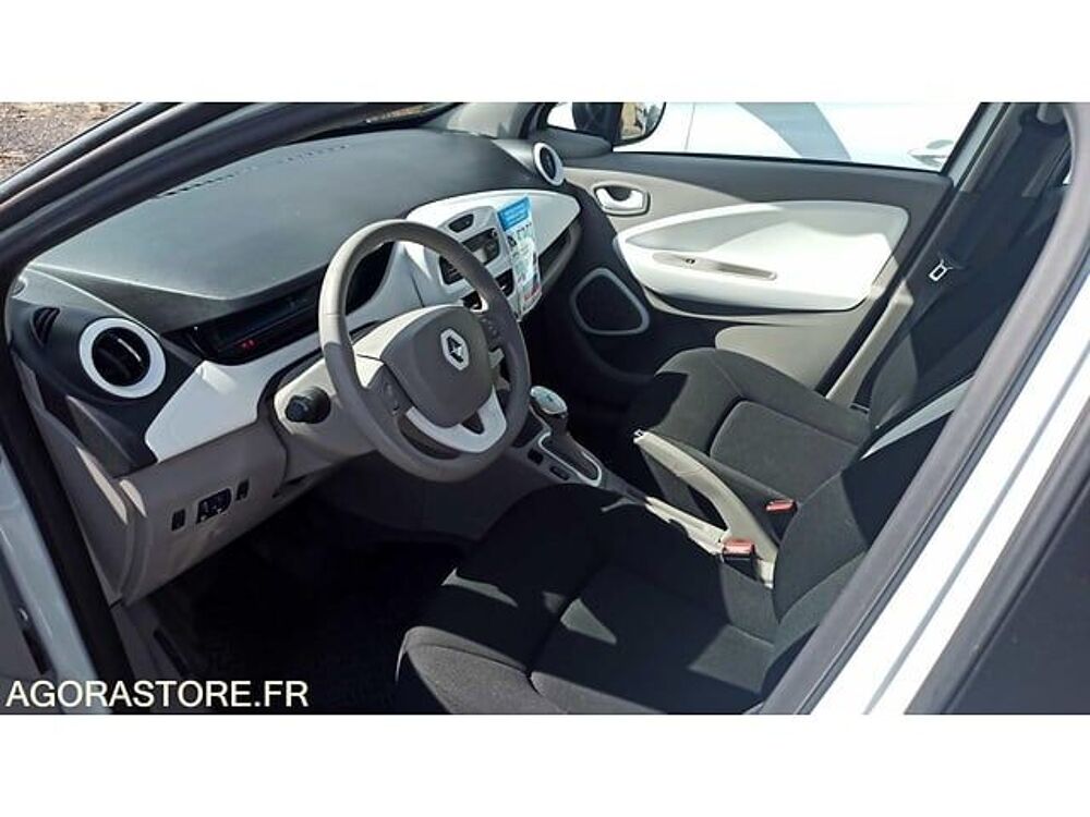 Zo&eacute; VF1AG000561564597 occasion 93100 Auxerre