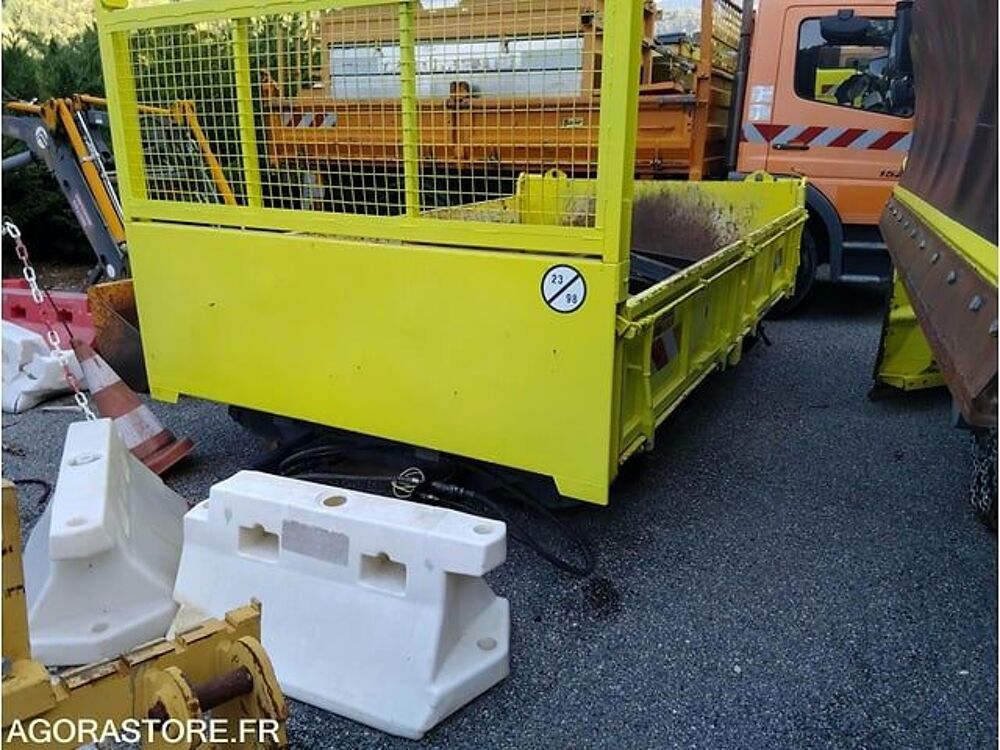   occasion 93100 Digne-Les-Bains