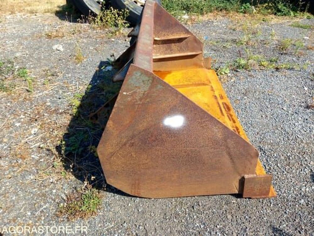 Pieces d&eacute;tach&eacute;es et accessoires Engins BTP  occasion 93100 Alen&ccedil;on