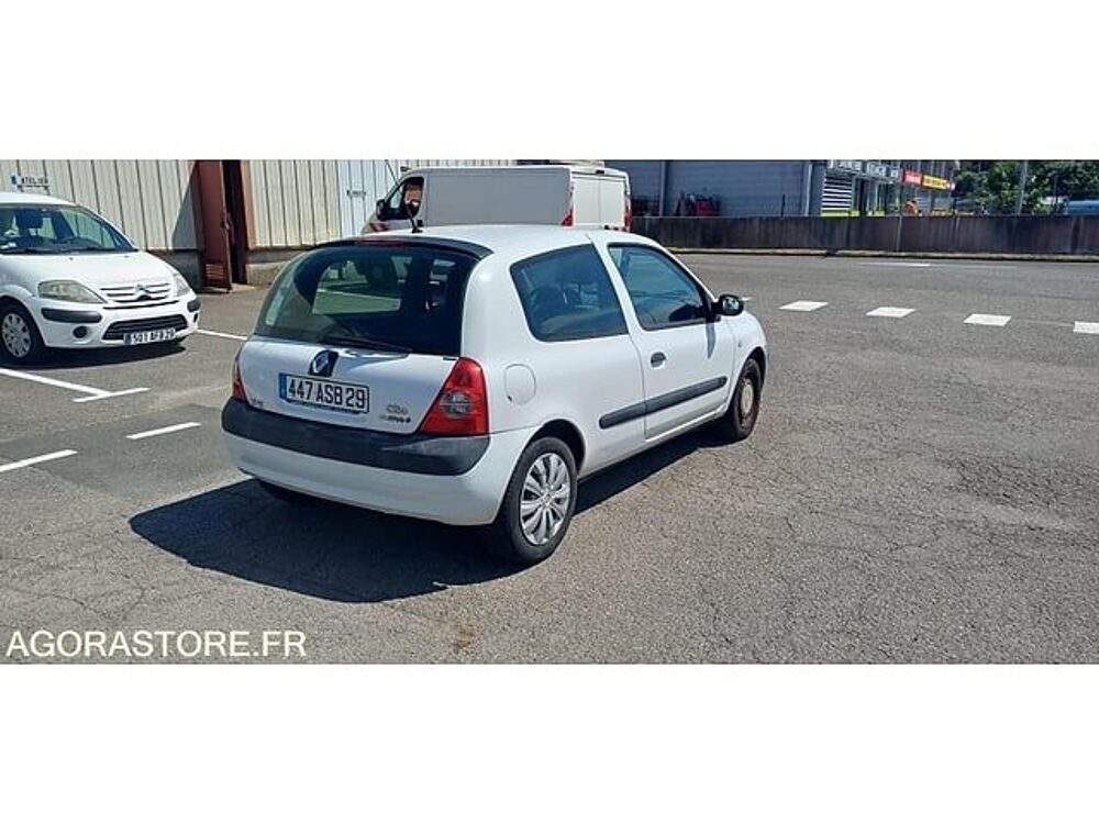 Clio VF1CBTJ0535426388 occasion 93100 Quimper