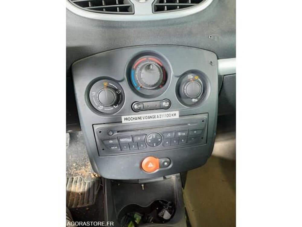 Clio VF1BR2H0H45107707 occasion 93100 Varennes-Vauzelles