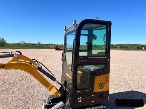 Tracto Pelle 2026 occasion 93100 Butry Sur Oise
