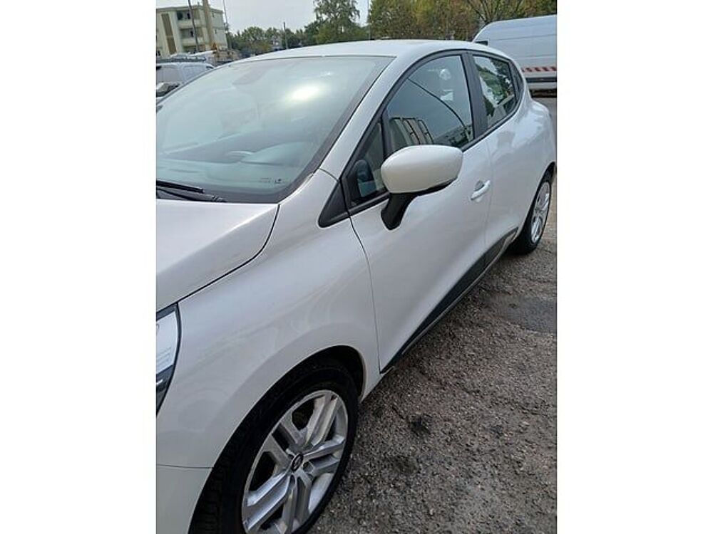 Clio VF15RB20A56249394 occasion 93100 Saint-&Eacute;tienne