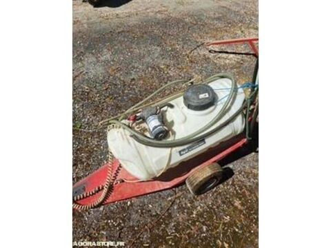 Annonce voiture Matériel Agricole / Viticole Matériel Agricole / Viticole 135 €