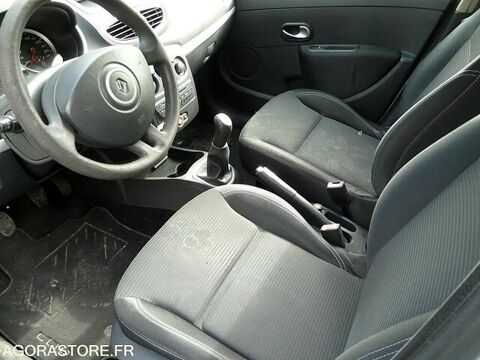 Clio VF1BR2HAH46923977 occasion 93100 Limoges