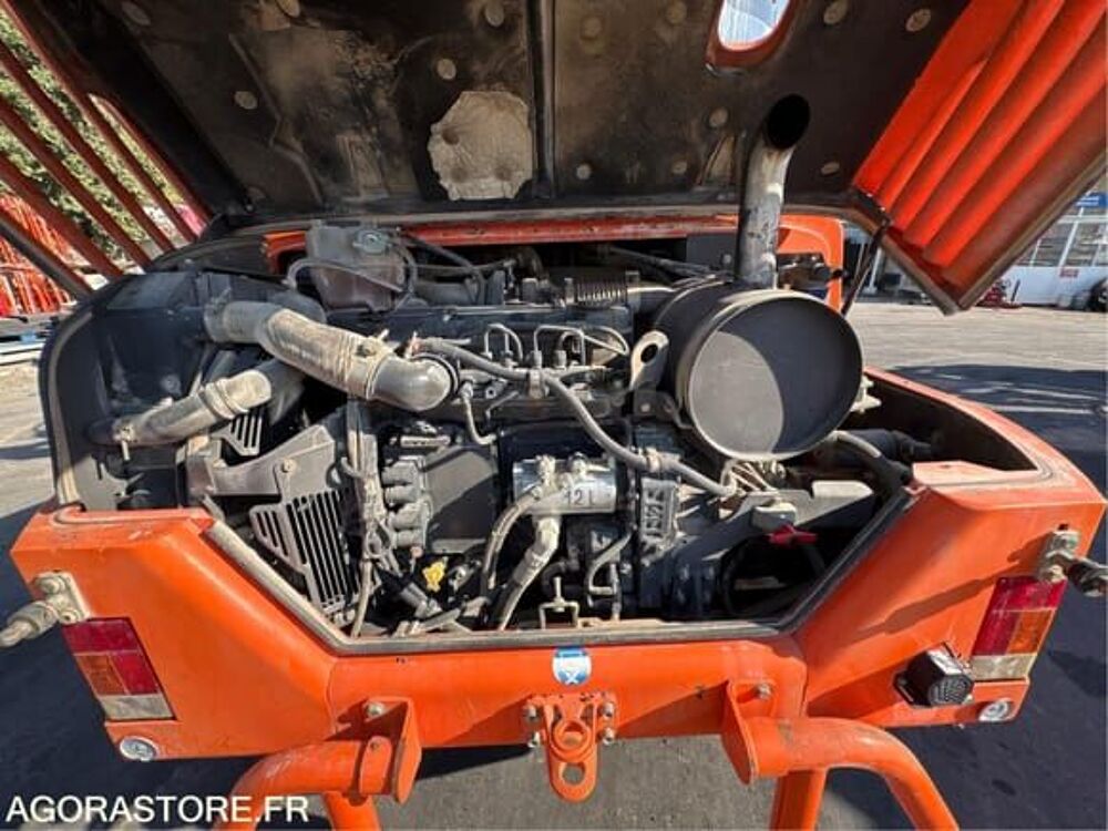 Tracto Pelle 2014 occasion 93100 Montreuil