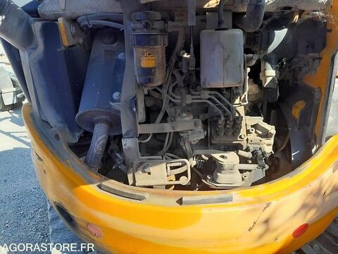Tracto Pelle 2010 occasion 93100 Galluis
