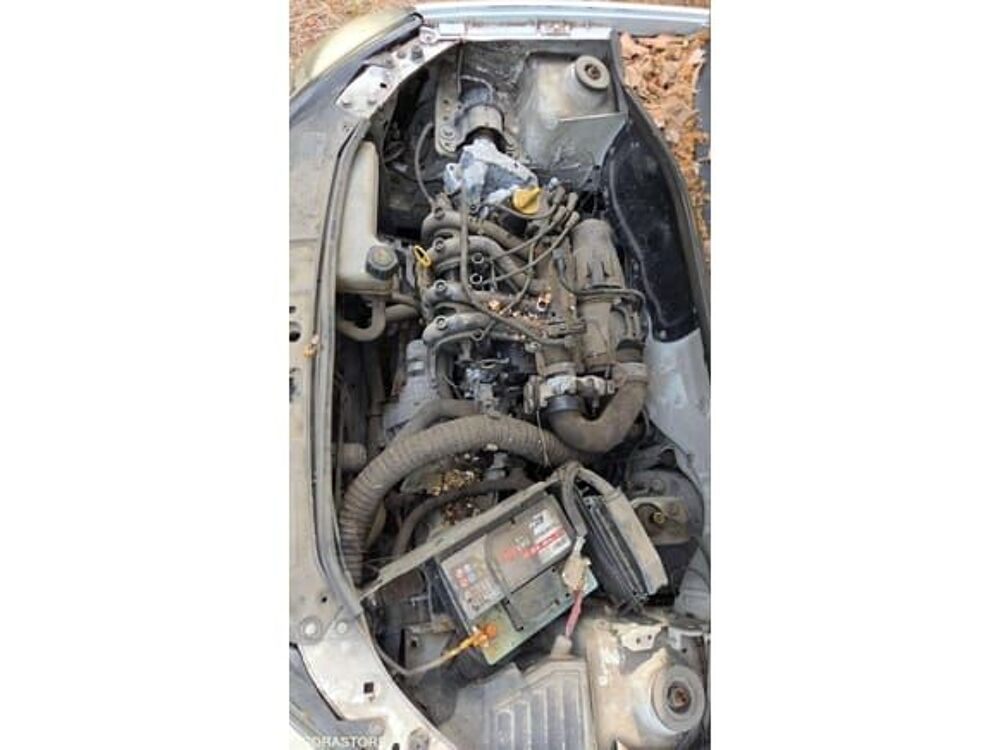 Clio VF1BB0FCF27076377 occasion 93100 Aix-En-Provence