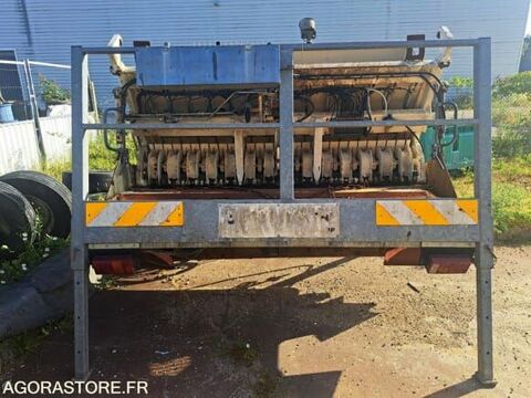 Autres Equipements 2005 occasion 93100 Olivet